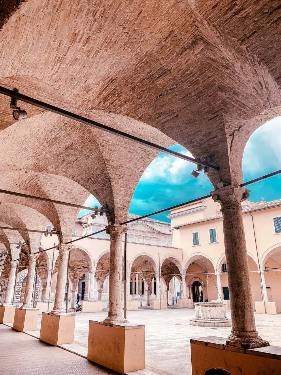 Secrets of Piceno: an offbeat route through travertine and badlands